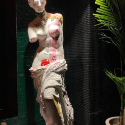 Tượng composite độc đáo